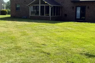 256 Finnin Rd, Allegheny Township, PA 15068 - Photo 4