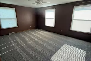 256 Finnin Rd, Allegheny Township, PA 15068 - Photo 24
