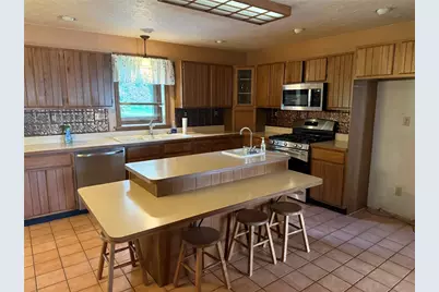 256 Finnin Rd, Allegheny Township, PA 15068 - Photo 12