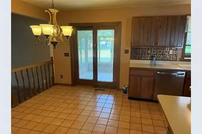 256 Finnin Rd, Allegheny Township, PA 15068 - Photo 14