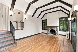 5450 Fair Oaks St, Pittsburgh, PA 15217 - Photo 4