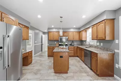 604 Jennifer Dr, Cranberry Township, PA 16066 - Photo 12