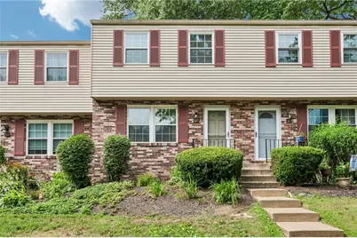321 Laporte Ct, Cranberry Township, PA 16066 - Photo 1