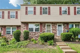 321 Laporte Ct, Cranberry Township, PA 16066 - Photo 1