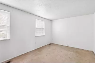 321 Laporte Ct, Cranberry Township, PA 16066 - Photo 10