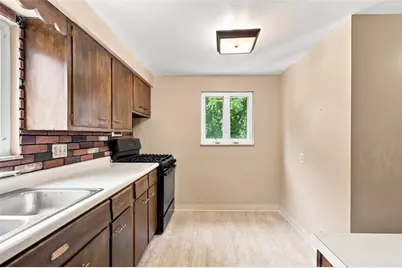 1397 Pesavento Drive, Bridgeville, PA 15017 - Photo 14
