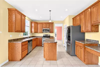 111 Walnut Dr, Robinson Twp, PA 15136 - Photo 16
