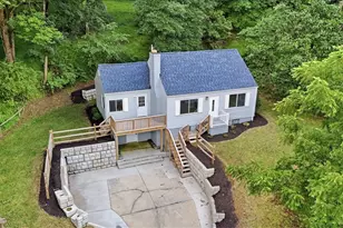 190 Pine Creek Rd, Pittsburgh, PA 15090 - Photo 1