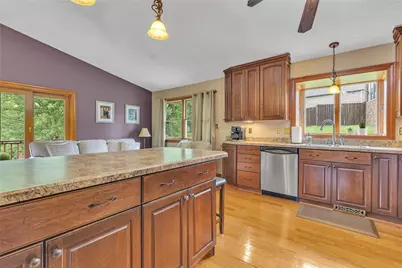 101 Paula Dr, Center Township, PA 15001 - Photo 8