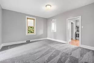 814 Woodward-Front, McKees Rocks, PA 15136 - Photo 4