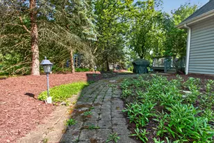 1302 Burchfield Rd Rd, Pittsburgh, PA 15101 - Photo 46