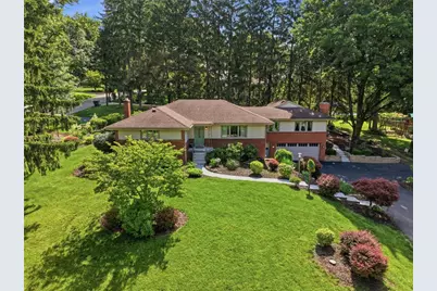 111 Cedar Dr, Peters Township, PA 15317 - Photo 2