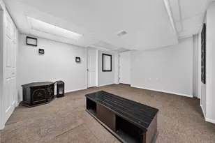 1560 Rosemary Dr, Pittsburgh, PA 15090 - Photo 26