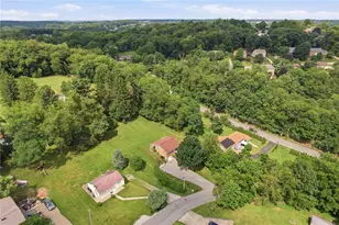 1560 Rosemary Dr, Pittsburgh, PA 15090 - Photo 34