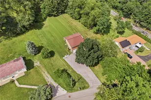 1560 Rosemary Dr, Pittsburgh, PA 15090 - Photo 34