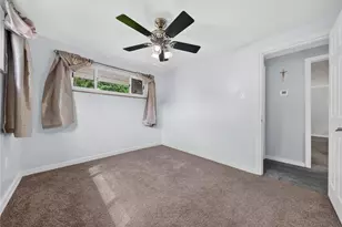 1560 Rosemary Dr, Pittsburgh, PA 15090 - Photo 22