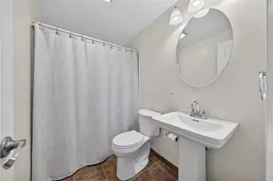 1560 Rosemary Dr, Pittsburgh, PA 15090 - Photo 20