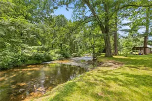 723 Barron Ln, Saltlick Township, PA 15622 - Photo 4
