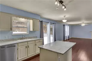 123 Stratford Ct, New Stanton, PA 15672 - Photo 16