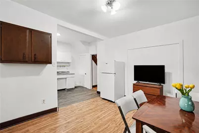 1045 Flemington St, Pittsburgh, PA 15217 - Photo 6