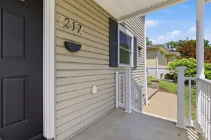 217 12th St, Pittsburgh, PA 15215 - Photo 4