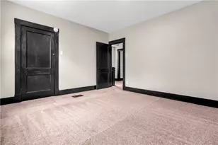 111 Mountain Ave, Pittsburgh, PA 15210 - Photo 12