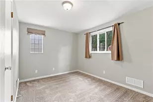 1431 Oak Dr, Pittsburgh, PA 15234 - Photo 18
