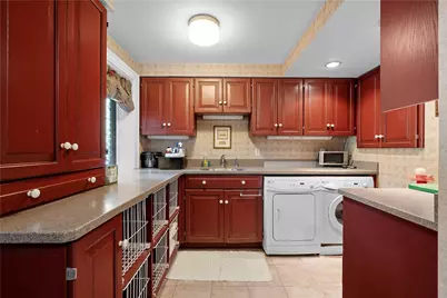 405 W Washington Boulevard, Grove City Boro, PA 16127 - Photo 40