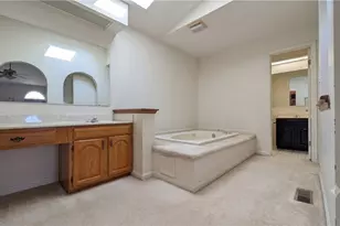 3129 Westwind Dr, Hampton, PA 15101 - Photo 14