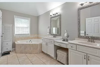 715 Breckland Drive, Seven Fields Boro, PA 16046 - Photo 22