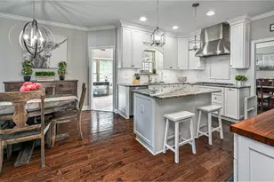 715 Breckland Dr, Seven Fields Boro, PA 16046 - Photo 10