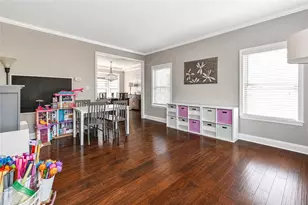 715 Breckland Dr, Seven Fields Boro, PA 16046 - Photo 4