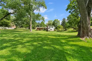 1056 Logan Rd, Bethel Park, PA 15102 - Photo 24