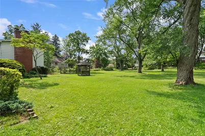 1056 Logan Road, Bethel Park, PA 15102 - Photo 22