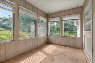 1056 Logan Rd, Bethel Park, PA 15102 - Photo 10