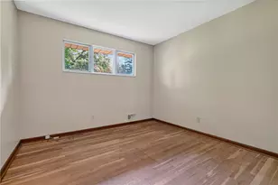 1056 Logan Rd, Bethel Park, PA 15102 - Photo 6