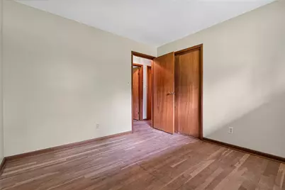 1056 Logan Road, Bethel Park, PA 15102 - Photo 14