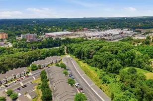 2202 Lenox Oval, Ross Twp, PA 15237 - Photo 36