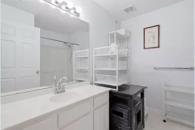 2202 Lenox Oval, Ross Twp, PA 15237 - Photo 16