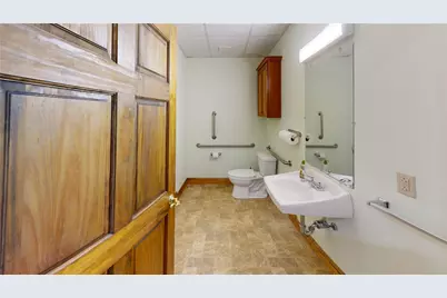 1015 E Jefferson, Twp of But NE, PA 16001 - Photo 18
