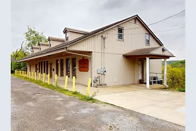 1015 E Jefferson, Twp of But NE, PA 16001 - Photo 2