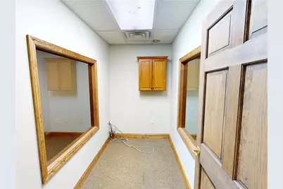 1015 E Jefferson, Twp of But NE, PA 16001 - Photo 12