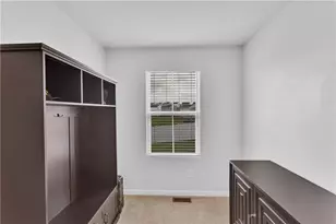 415 Fosse Ct, Lancaster Township, PA 16037 - Photo 16