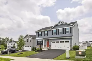 415 Fosse Ct, Lancaster Township, PA 16037 - Photo 2