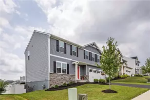 415 Fosse Ct, Lancaster Township, PA 16037 - Photo 2