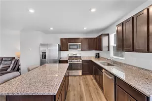 415 Fosse Ct, Lancaster Township, PA 16037 - Photo 8