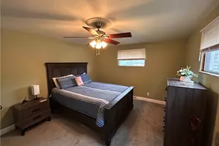 458 Bow St, Stockdale, PA 15483 - Photo 20
