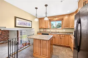 203 Halsey Dr, McKeesport, PA 15132 - Photo 6