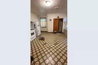 2334 Manor, Pittsburgh, PA 15218 - Photo 6