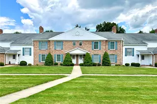 286 Windsor Ridge, Neshannock Township, PA 16105 - Photo 1